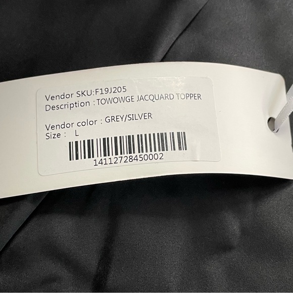 NWT Towowge Grey and Silver Floral Jacquard Longline Blazer, Size Large - Picture 5 of 8